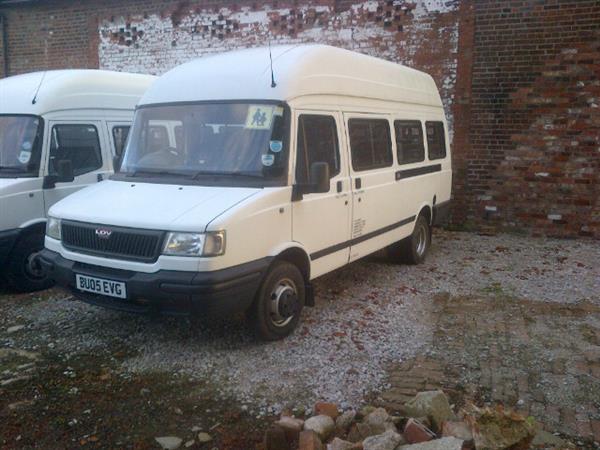 2003 to 2005 17 Seat LDV Minibuses