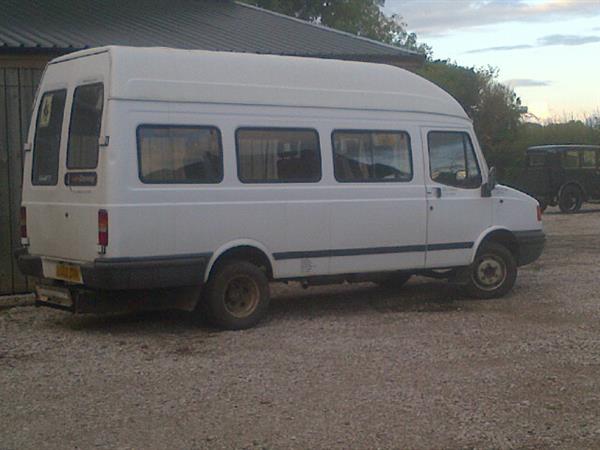 2003 to 2005 17 Seat LDV Minibuses