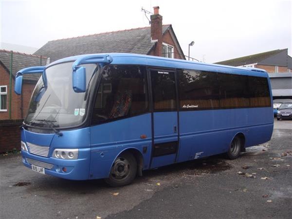 2001 Toyota Optimo-Wide Body 24+1 seats A/C 2001 Toyota Optimo-Wide Body 24+1 seats A/C