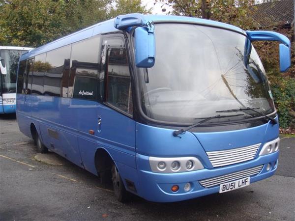 2001 Toyota Optimo-Wide Body 24+1 seats A/C 2001 Toyota Optimo-Wide Body 24+1 seats A/C