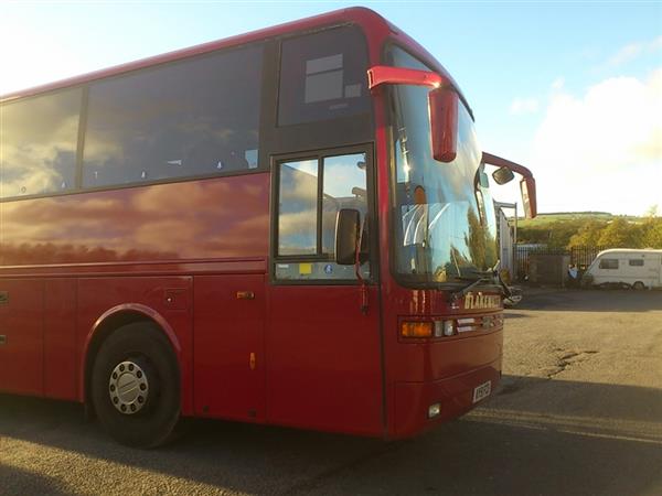 2001 Van Hool Eos 90 49 seat Exec 2001 Van Hool Eos 90 49 seat Exec