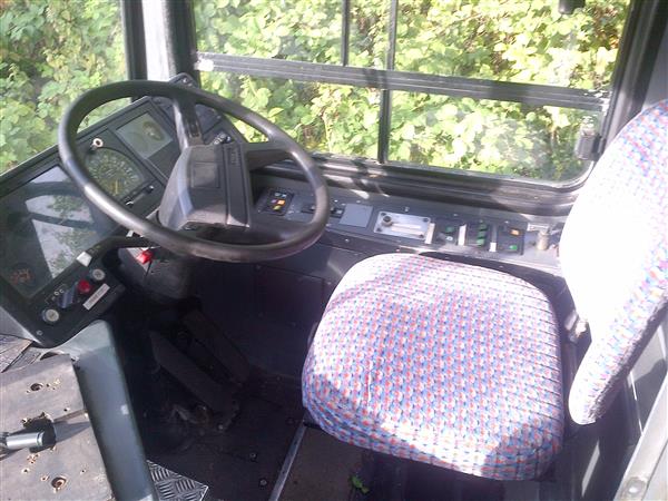 BELTED 1998 VOLVO OLYMPIAN 82 seater ALEXANDER BODY BELTED 1998 VOLVO OLYMPIAN 82 seater ALEXANDER BODY