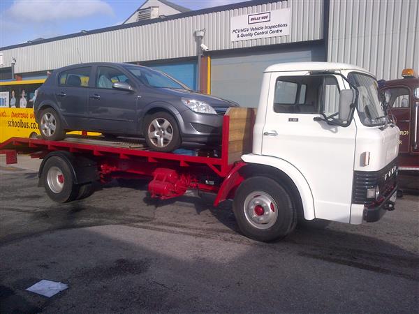 RESTORED FORD D SERIES BEAVERTAIL /FLAT PRESERVED LORRY