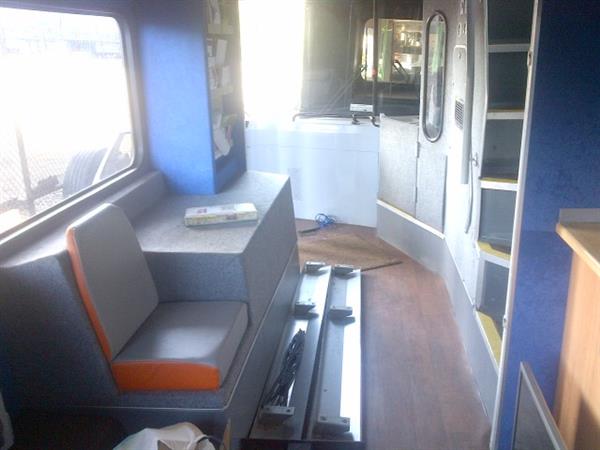 1988 LEYLAND OLYMPIAN EXHIBITION DISPLAY BUS 1988 LEYLAND OLYMPIAN EXHIBITION DISPLAY BUS