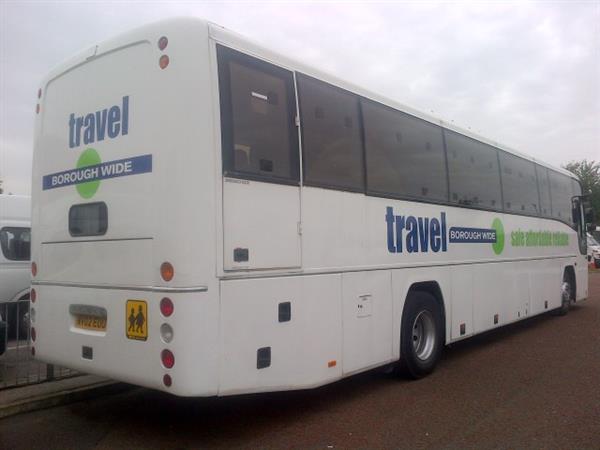 VOLVO B12M PLAXTON DDA COMPLIANT COACH