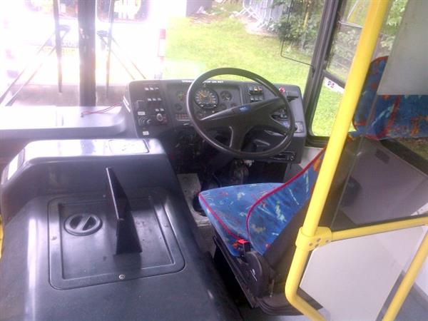 2005 BMC SCHOOLBUS, 55 SEATERS CHOICE OF 3