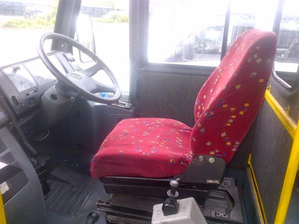 MERCEDES VARIO Automatic 20 seat coach with taillift MERCEDES VARIO Automatic 20 seat coach with taillift