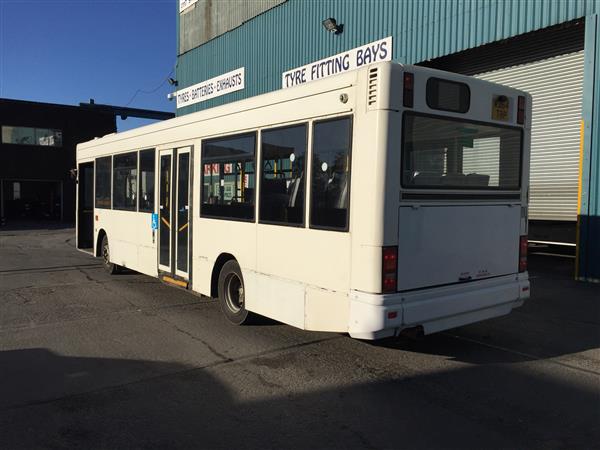 Dennis Dart SLF 2000