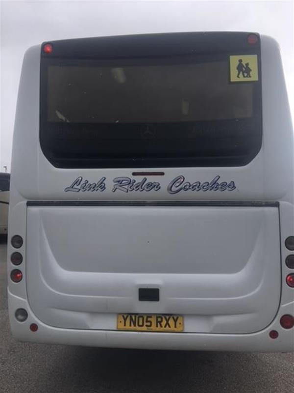 2005 Mercedes Cimo 33 reclining seats £21950.00 + VAT 2005 Mercedes Cimo 33 reclining seats £21950.00 + VAT