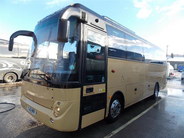 2013 BMC 35 seat coach 2013 BMC 35 seat coach