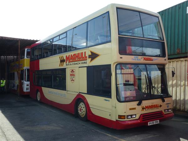 2000 Dennis Trident 87 seat bus with seat belts V436DRA