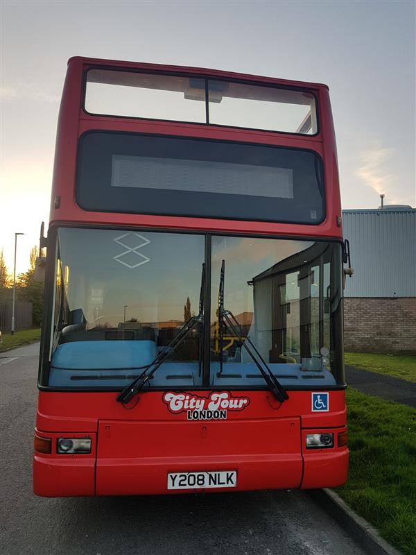 2001 Volvo open top sightseeing bus