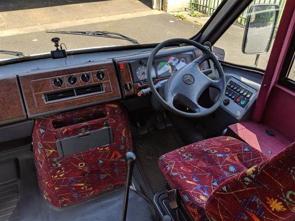 2005 Mercedes 33 seat mini coach 2005 Mercedes 33 seat mini coach