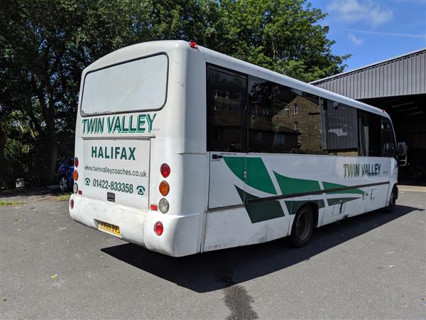 2005 Mercedes 33 seat mini coach