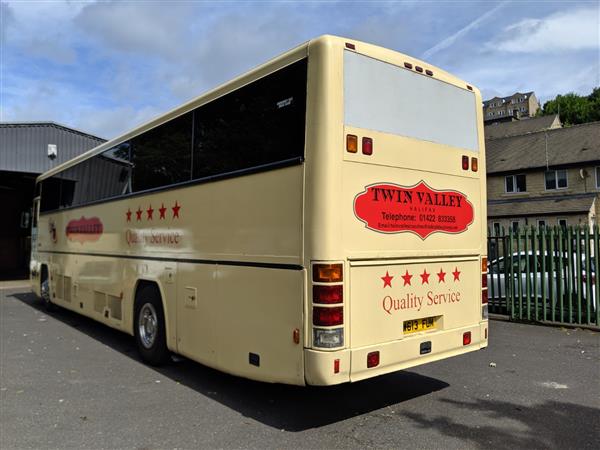 2000 VOLVO B10m Plaxton Premiere