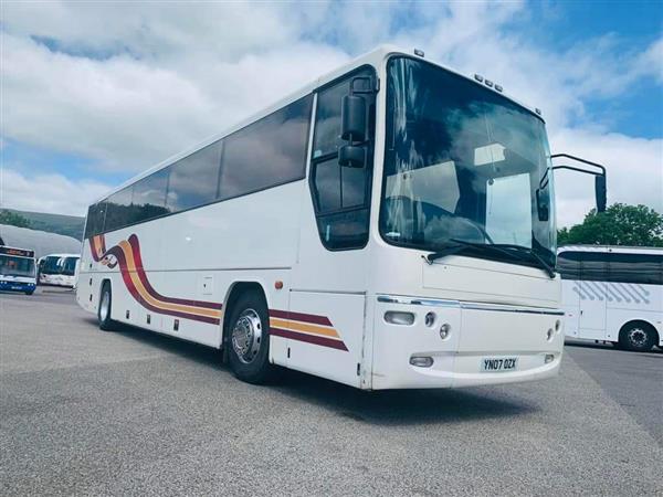 2007 Volvo B7R with air conditioning 