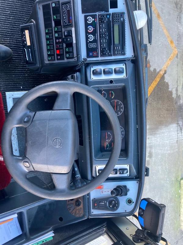 2007 Volvo B12b ZF Auto gearbox. Berkhoff Axial. 65 seater with 3 lap and diagonal seat belts 2007 Volvo B12b ZF Auto gearbox. Berkhoff Axial. 65 seater with 3 lap and diagonal seat belts