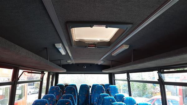 2004 Mercedes  33 seat dual purpose minicoach
