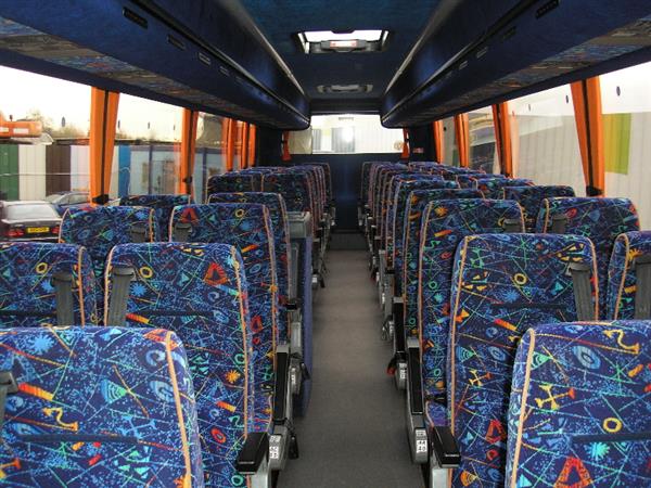 2000 Volvo B10M Plaxton Panther