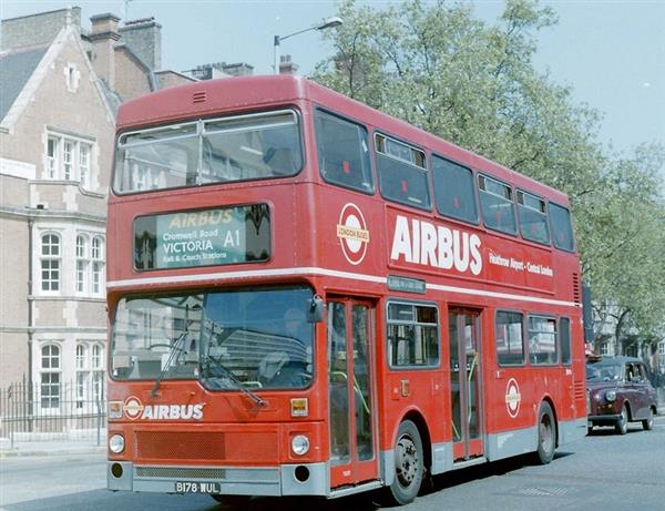 1984 MCW Metrobus mobile meeting place/ facility