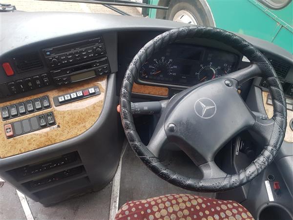 2006 Mercedes Touro automatic coach