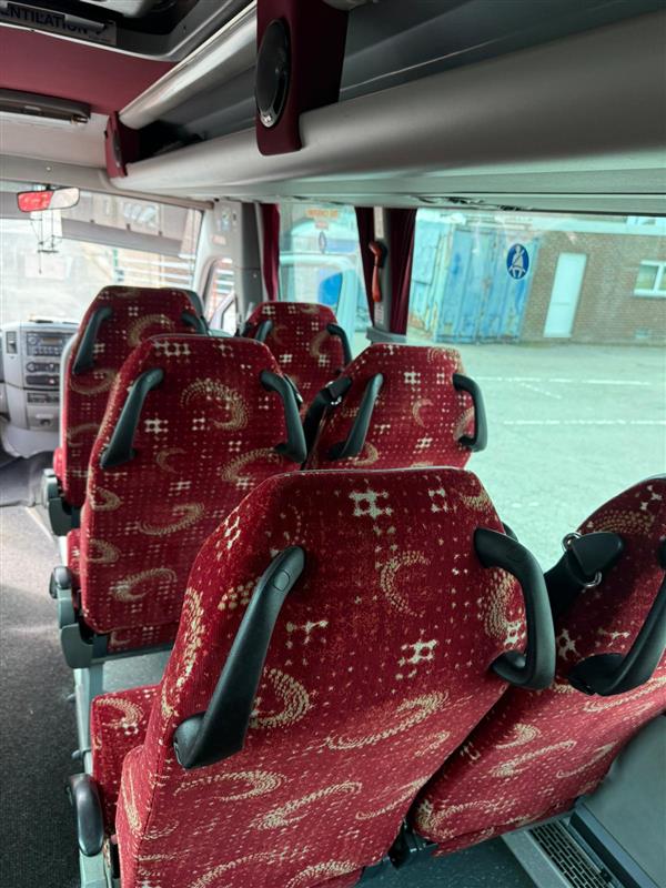 2009 Mercedes 515 cdi Sprinter 16 seater 2009 Mercedes 515 cdi Sprinter 16 seater