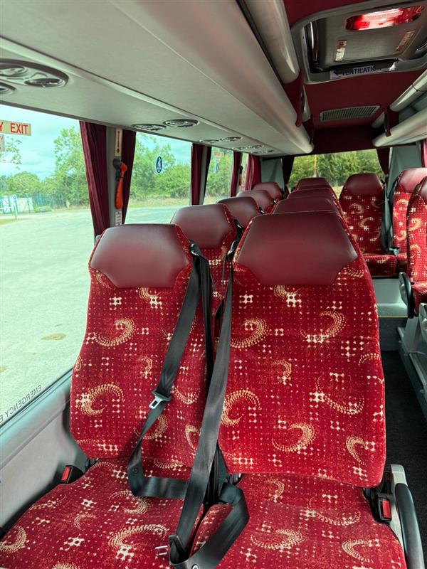 2009 Mercedes 515 cdi Sprinter 16 seater 2009 Mercedes 515 cdi Sprinter 16 seater