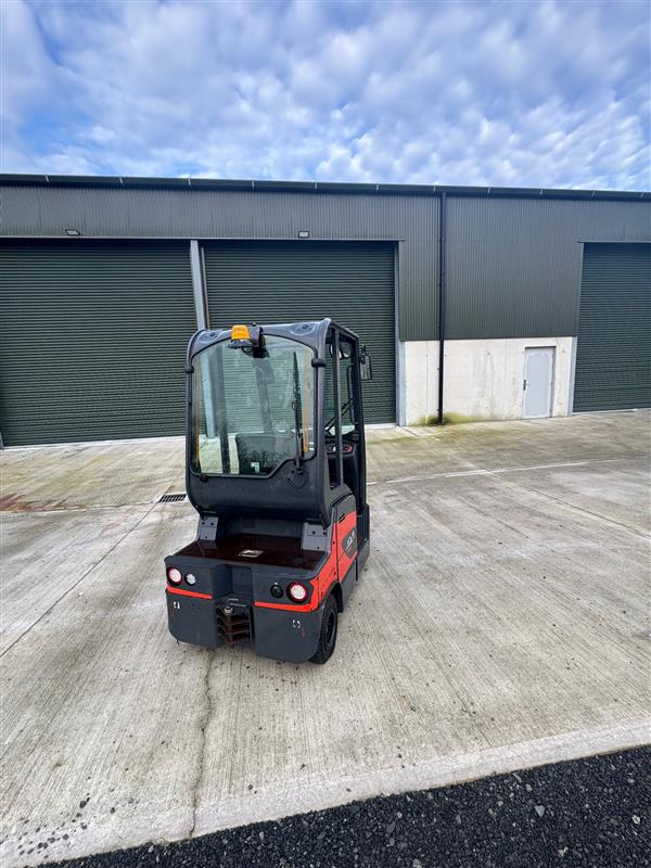 2019 Linde P60  Indoor Tug Tow truck