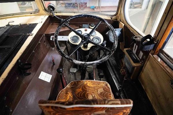 1950 GUY ARAB 30 SEAT COACH IN HOLLAND 1950 GUY ARAB 30 SEAT COACH IN HOLLAND