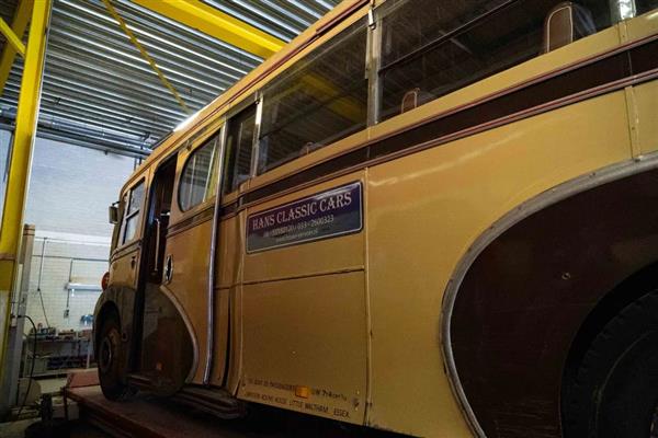 1950 GUY ARAB 30 SEAT COACH IN HOLLAND 1950 GUY ARAB 30 SEAT COACH IN HOLLAND